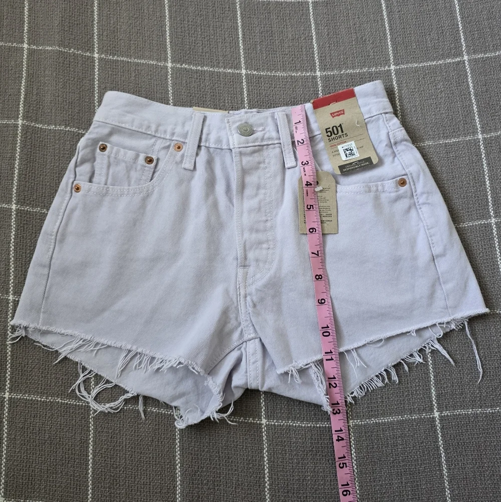 Levi's 501 Jean Shorts NWT - Picture 3 of 9